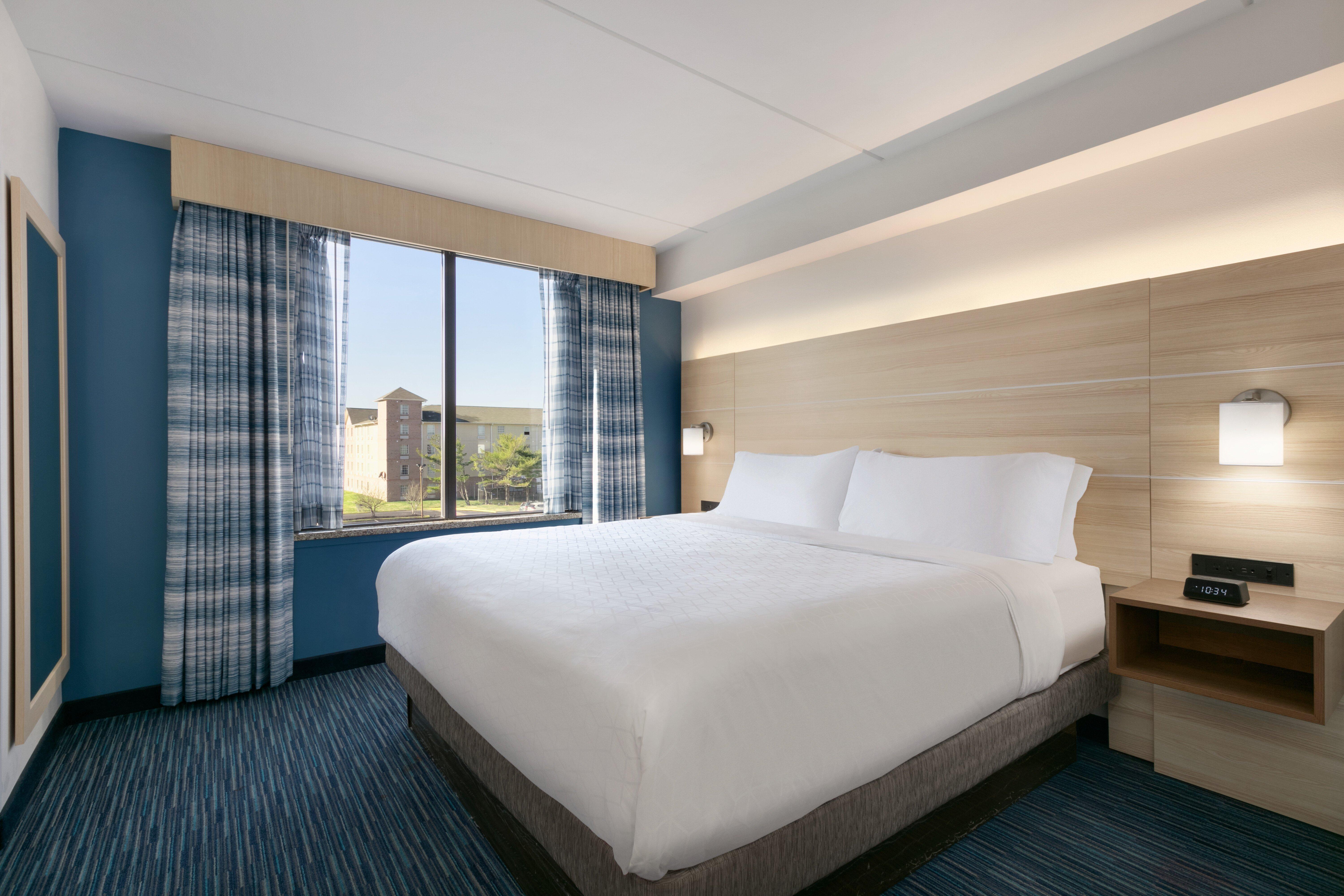 Holiday Inn Express Hotel & Suites Norfolk Airport By Ihg Exterior foto